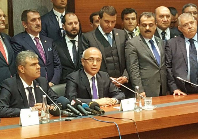 Elvan,görevini Kaynak’a devretti