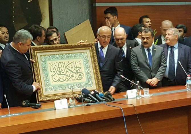 “laf değil taş üstüne taş koyacağız”