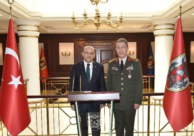 Orgeneral Akar’ı Ziyaret Etti