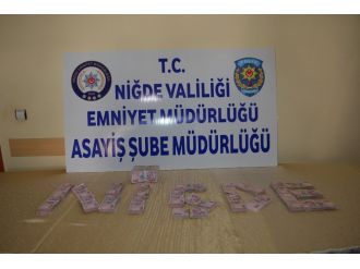 590 bin TL’yi yiyemeden yakalandılar