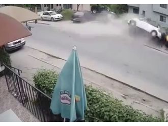 Trafik canavarı yayaları böyle ezdi: 1 ölü, 2 yaralı