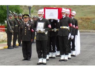 Şehit uzman çavuş memleketine uğurlandı