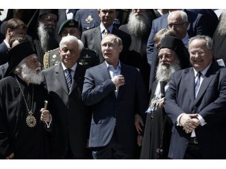 Putin’den Rus manastırına ziyaret