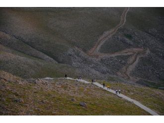 Nemrut Dağı’nda büyüleyici renkler