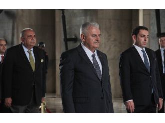 65. Hükümet üyeleri Anıtkabir’de