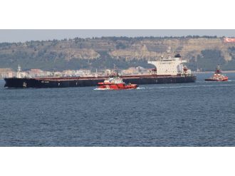 Rusya’dan Çin’e giden gemi Boğaz’da arızalandı