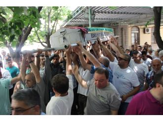 Öldürülen genç anne son yolculuğuna uğurlandı