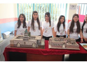 Teröristlerden temizlenen Cizre’de bilim fuarı açıldı