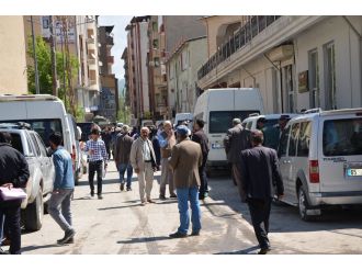 Geri dönüşler devam ediyor