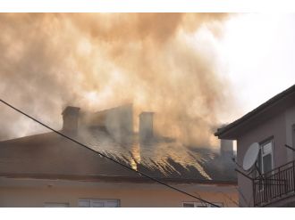 İtfaiyeci canını zor kurtardı