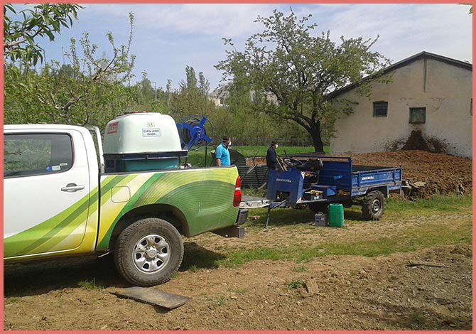 Ekinözü’nde İlaçlama Yaptı