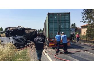 TIR şoförü yanarak can verdi