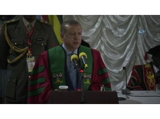 Erdoğan’a Uganda’da fahri doktora unvanı verildi
