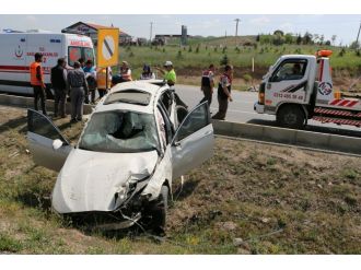 AK Partili başkan ve emniyet müdürü kazada yaralandı