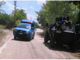 Sen misin asfalt dökmeyen !