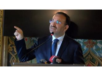 Almanya’nın Türk kökenli vekillerine çok sert tepki