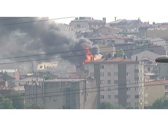 İstanbul’da dondurma imalathanesinde yangın