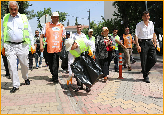 Dünya Çevre Gününde Temizlik Etkinliği Düzenlendi