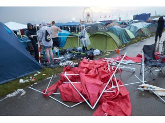 Konser sırasında yıldırım düştü: 51 yaralı