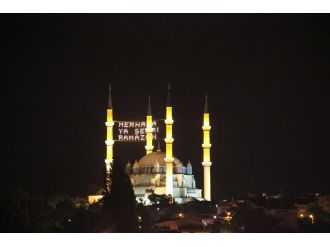 İlk teravih namazında camiler doldu taştı