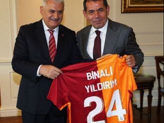 Özbek’ten Başbakan Yıldırım’a sürpriz