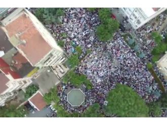 Oruç Baba türbesine akın havadan görüntülendi