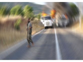 Teröristler araç yaktı