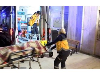 Sahura yetişmek isteyen aile kaza yaptı: 5 yaralı