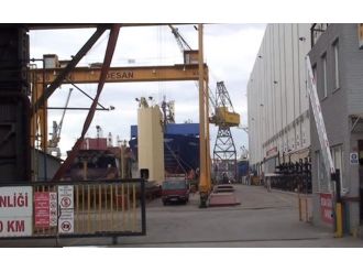 İstanbul’da Rus gemisinde 2 ceset