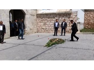 Kılıçdaroğlu’nun çelengine tepki