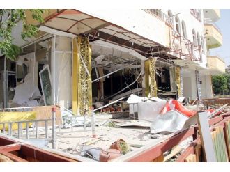 Midyat’ta saldırının izleri siliniyor