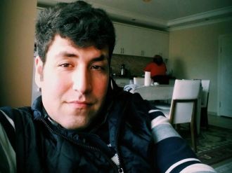 Aracını yıkamak isterken canından oldu