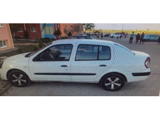 Çaldığı otomobilleri internetten satarken yakalandı