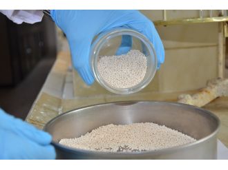 Patlamayan gübre ürettiler