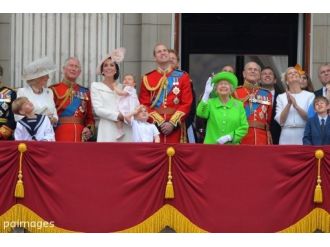 Kraliçe Elizabeth’in 90. yaş günü kutlanıyor