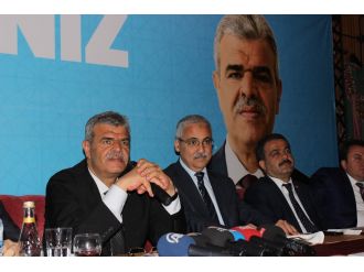 "CHP nasıl bir parti olduğuna karar vermeli"