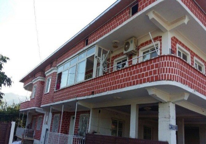 Çatıdan Düşen Çocuk Hayatını Kaybetti