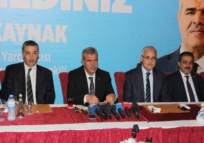 “CHP Nasıl Bir Parti Olduğuna Karar Vermeli”