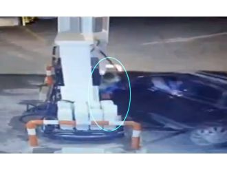 Akaryakıt istasyonunda kadın sürücü dehşeti