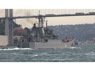 Rus gemisi İstanbul Boğazı’ndan geçti