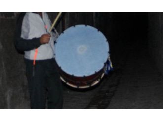 Ramazan davulcusu sahurda vuruldu