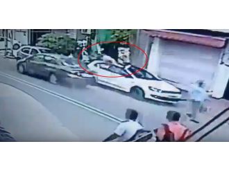 Talihsiz yaya metrelerce uçtu !