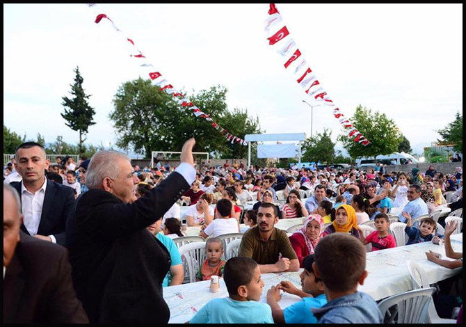 Onikişubat Semt İftarları Muhteşem Başladı