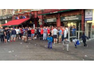 İngilizler yine ne kadar medeni olduklarını gösterdi