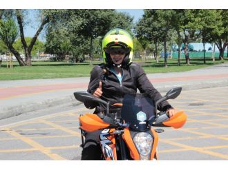 Kadına şiddete dikkat çekmek için Kuzey Kutpu’na gidiyor