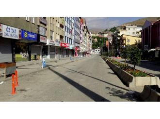 Yüksekova’da sokağa çıkma yasağı kısmi olarak kaldırıldı