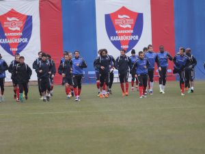 Karabüksporda Medical Park Antalyaspor Maçı Hazırlıkları Sürüyor