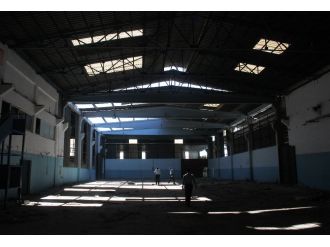 Soyduğu depoda ölü bulundu