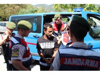 Eski karısıyla kocasını öldüren zanlı yakalandı