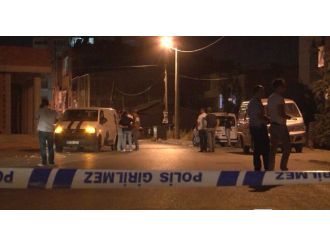 İzmir’de minibüse ses bombalı saldırı